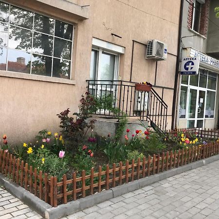 Ssenyange Guest House 바르나 외부 사진